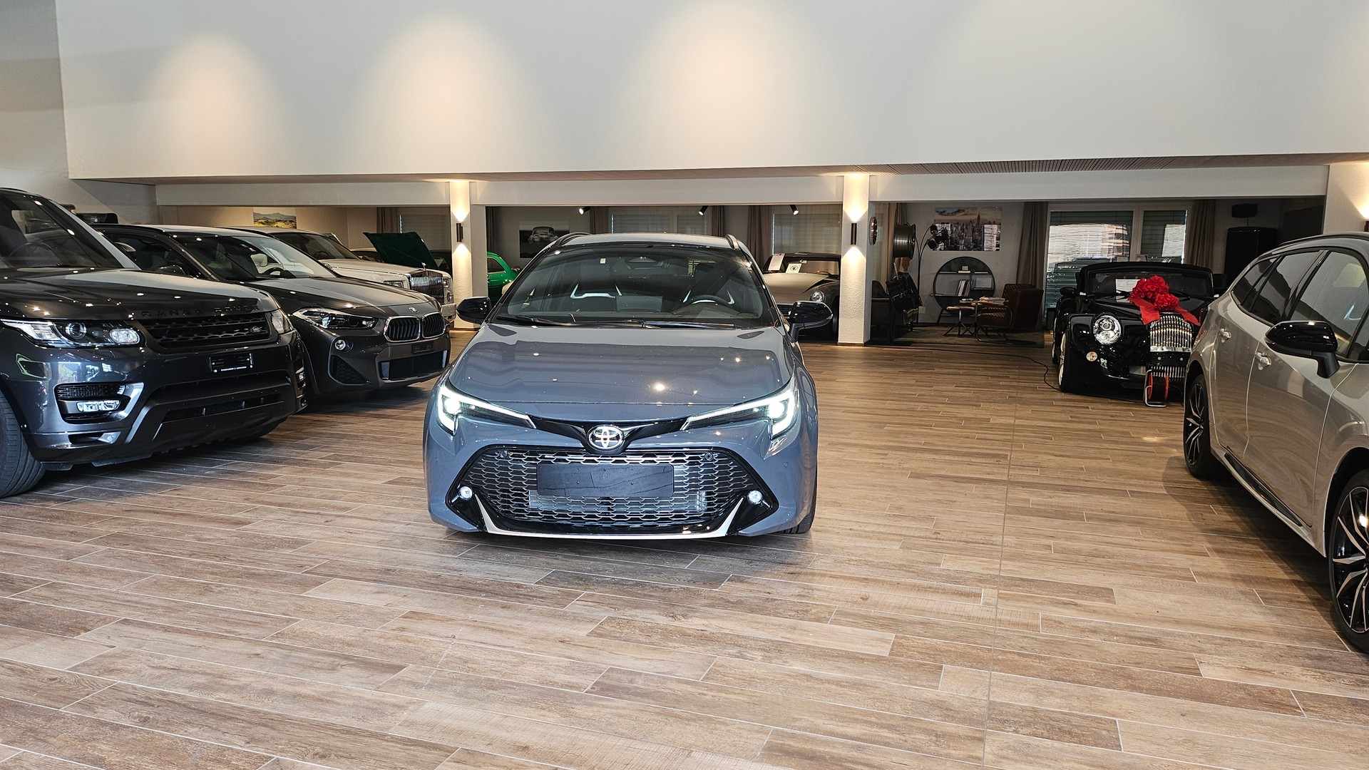 TOYOTA Corolla Touring Sports 2.0 HSD GR Sport e-CVT-showroom-element-2
