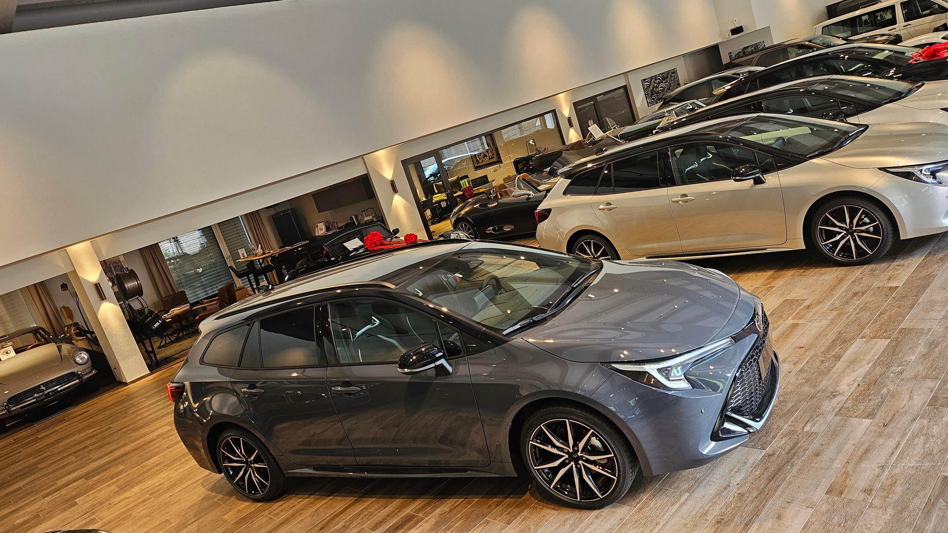TOYOTA Corolla Touring Sports 2.0 HSD GR Sport e-CVTđ„-image-7