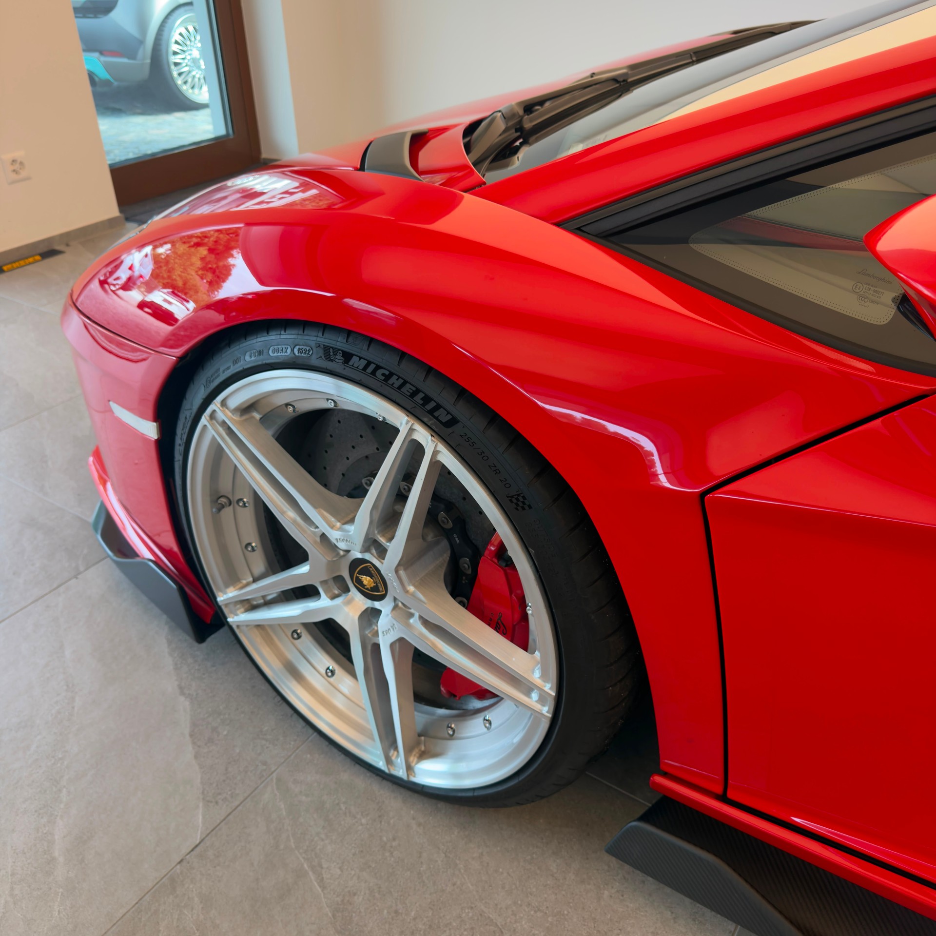 LAMBORGHINI Aventador S LP740-4 Coupé E-Gear ULTIMAE CONVERSION-showroom-element-2