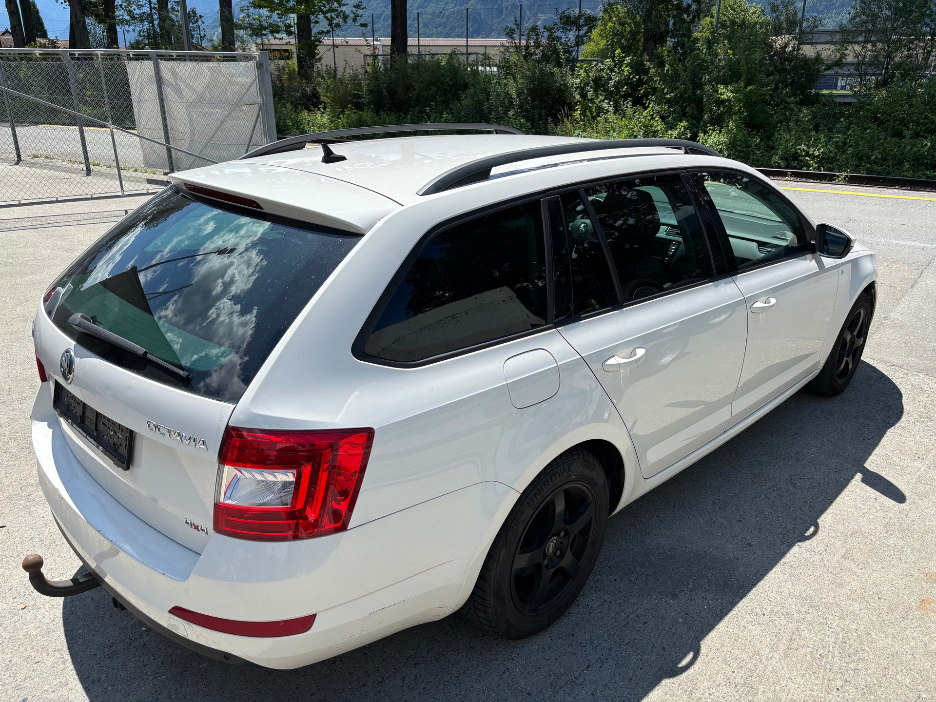 SKODA 2.0 TDI 150 Ambition 4x4-image-1