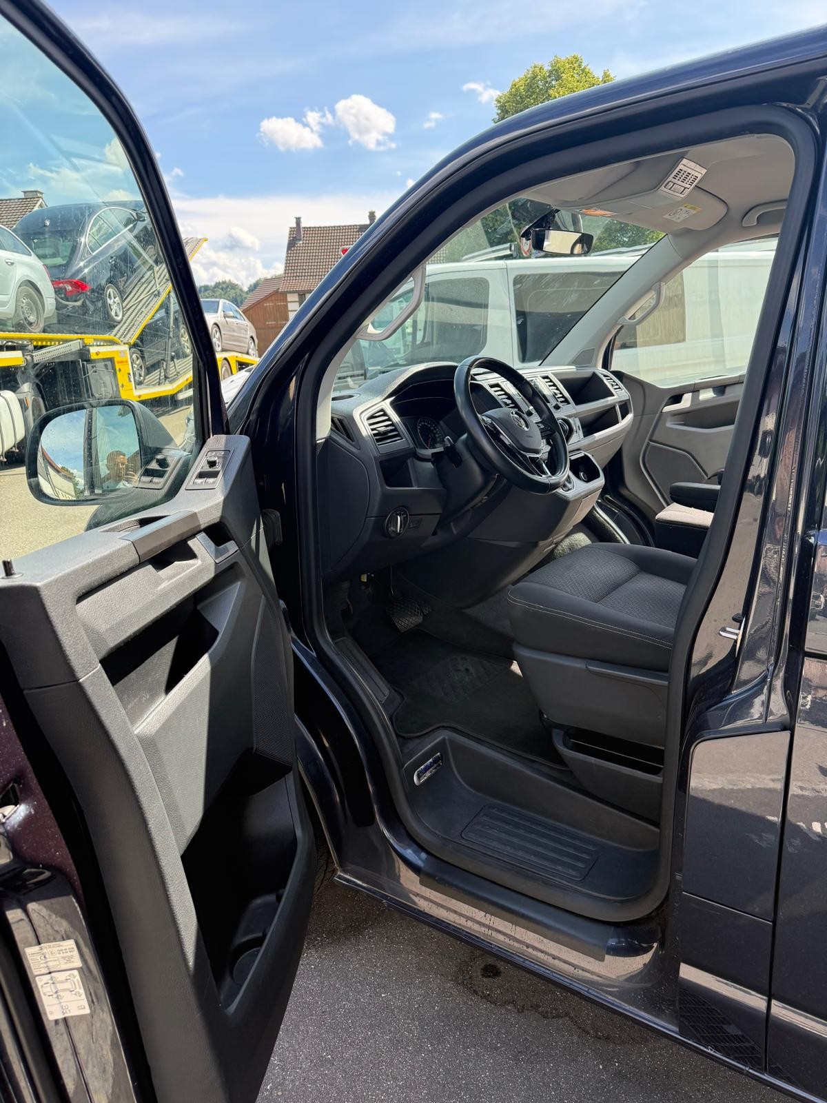VW T6 Multivan 2.0 TDI Highline 4Motion DSG-image-11