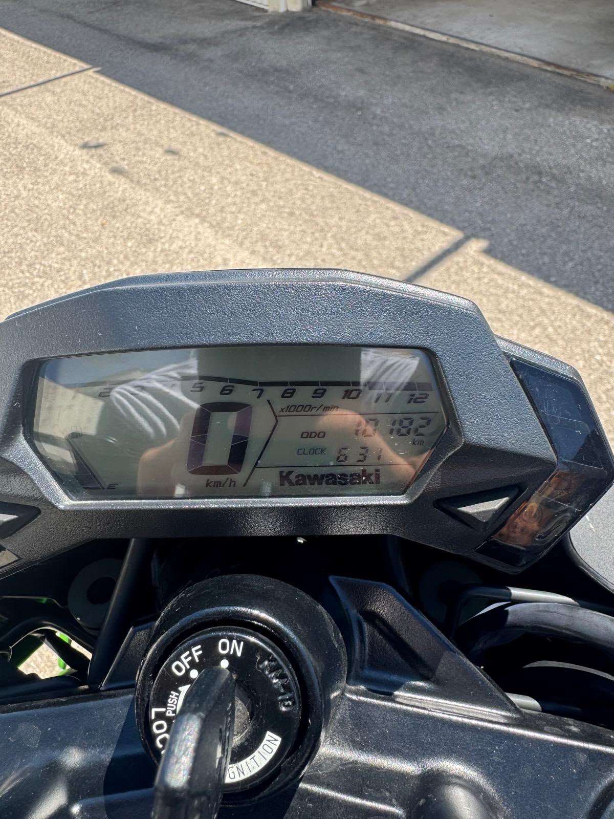 KAWASAKI Z 125-image-4