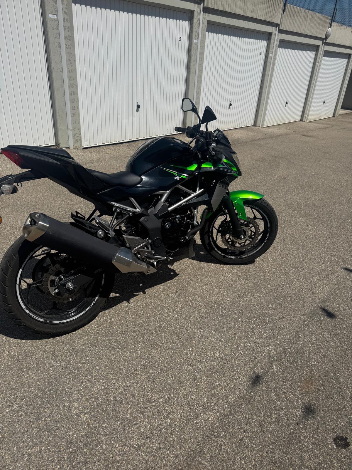 KAWASAKI Z 125