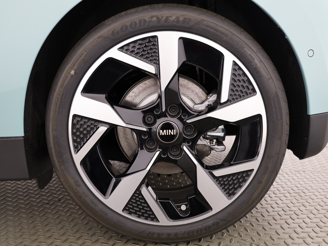 MINI Cooper E-image-20