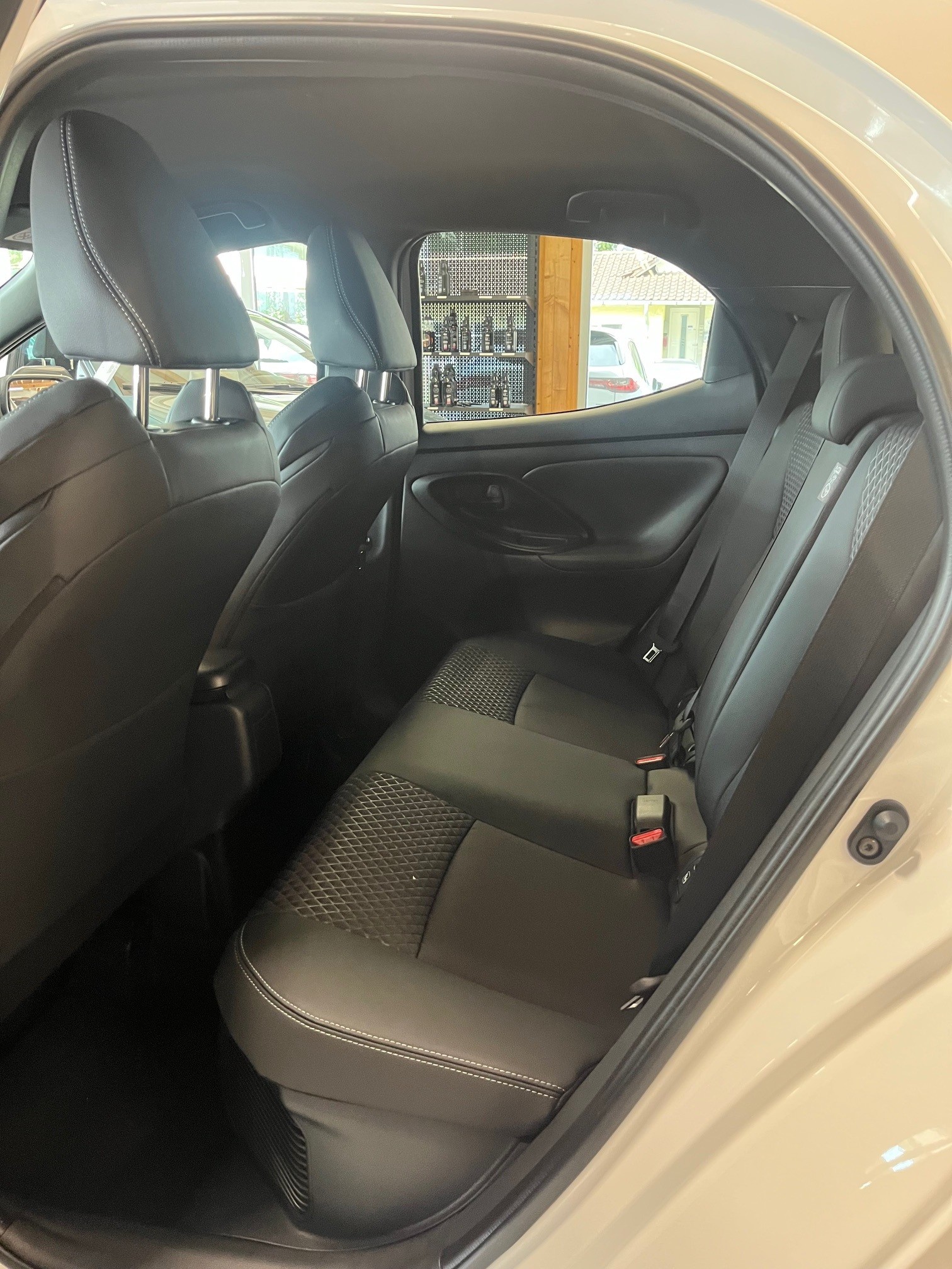 MAZDA 2 Hybrid Homura-image-8