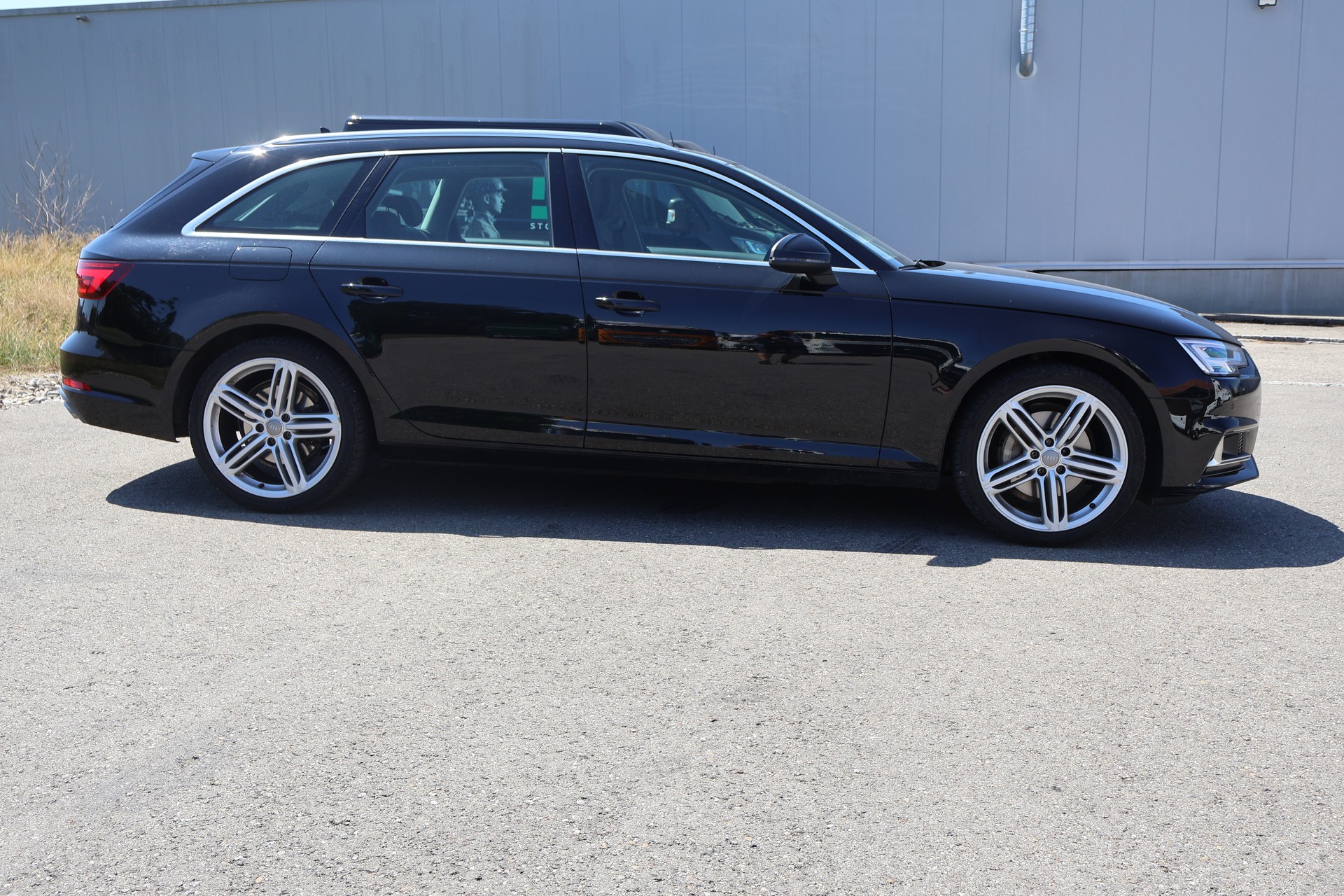 AUDI A4 Avant 40 TDI Sport quattro S-tronic-showroom-element-2