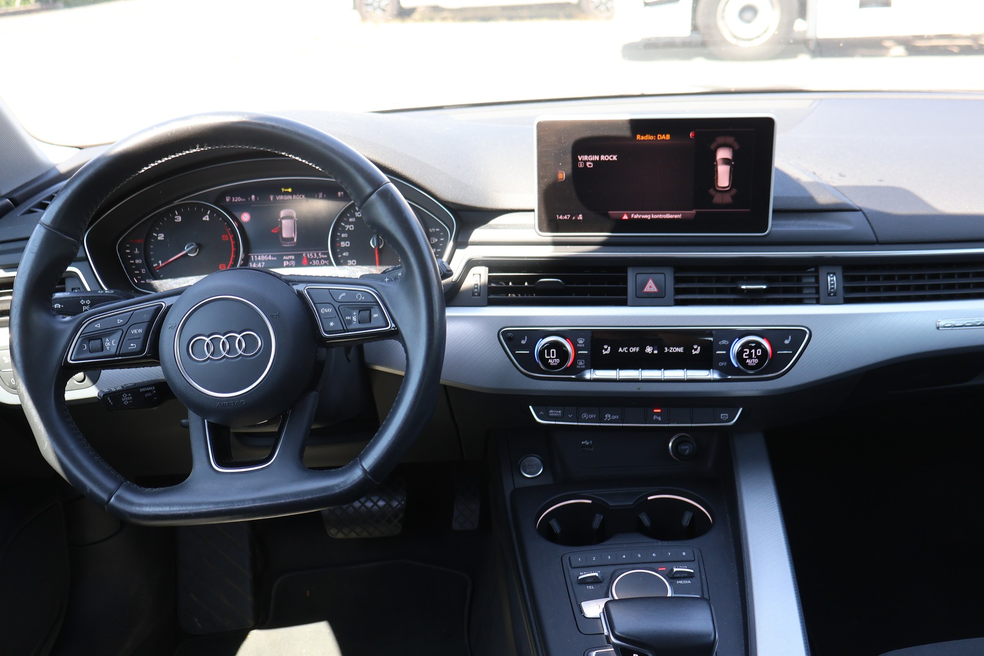 AUDI A4 Avant 40 TDI Sport quattro S-tronic-image-6