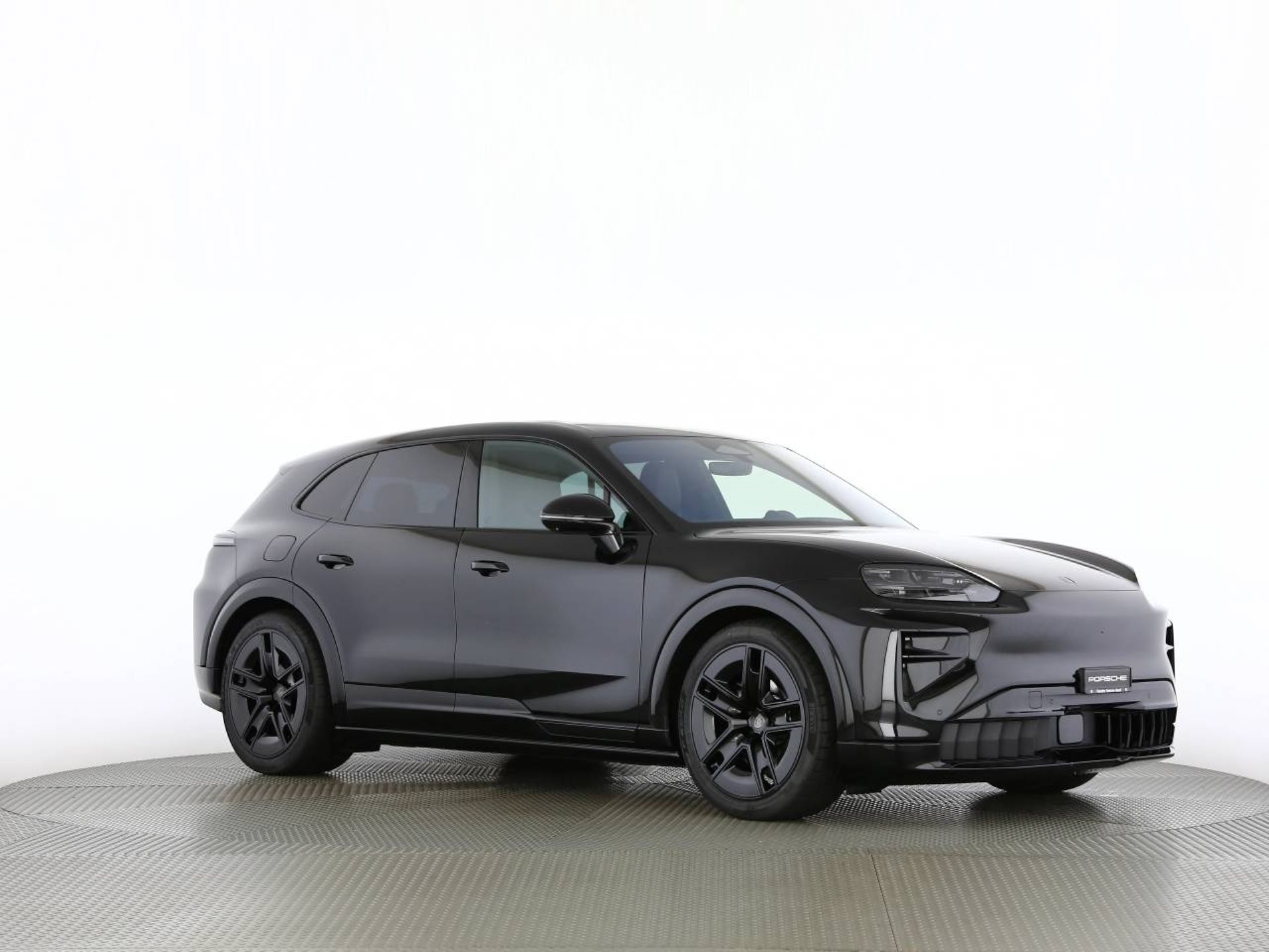 PORSCHE Cayenne Turbo Electric-image-27