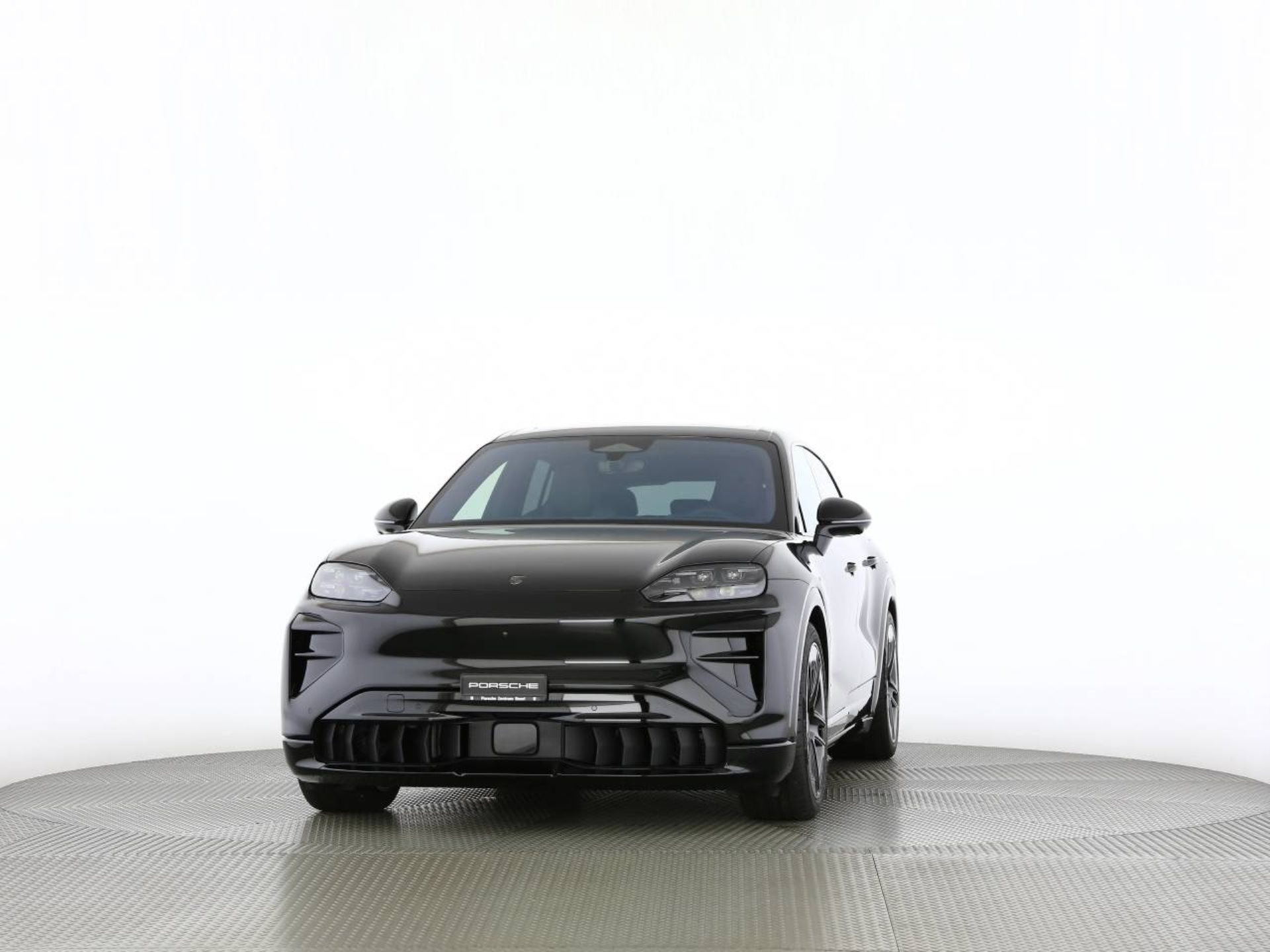 PORSCHE Cayenne Turbo Electric-image-7