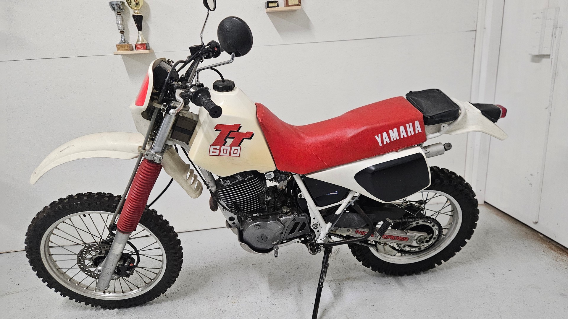 YAMAHA TT 600-image-4