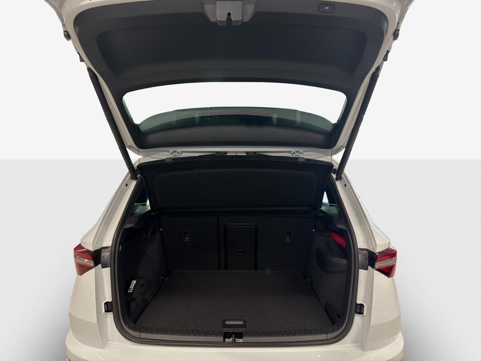 SKODA Karoq 2.0 TSI SportLine 4x4 DSG-image-12
