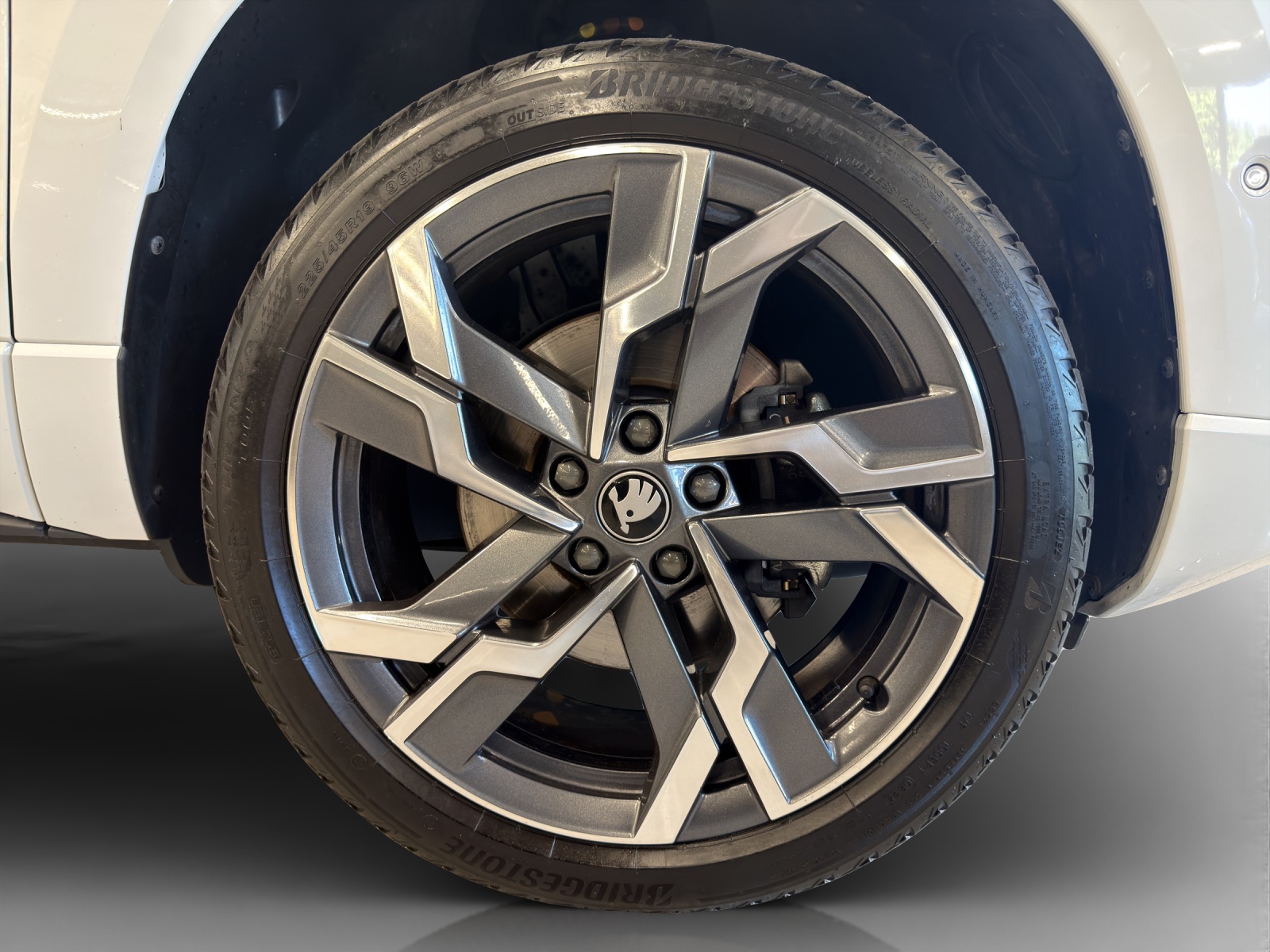 SKODA Karoq 2.0 TSI SportLine 4x4 DSG-image-13