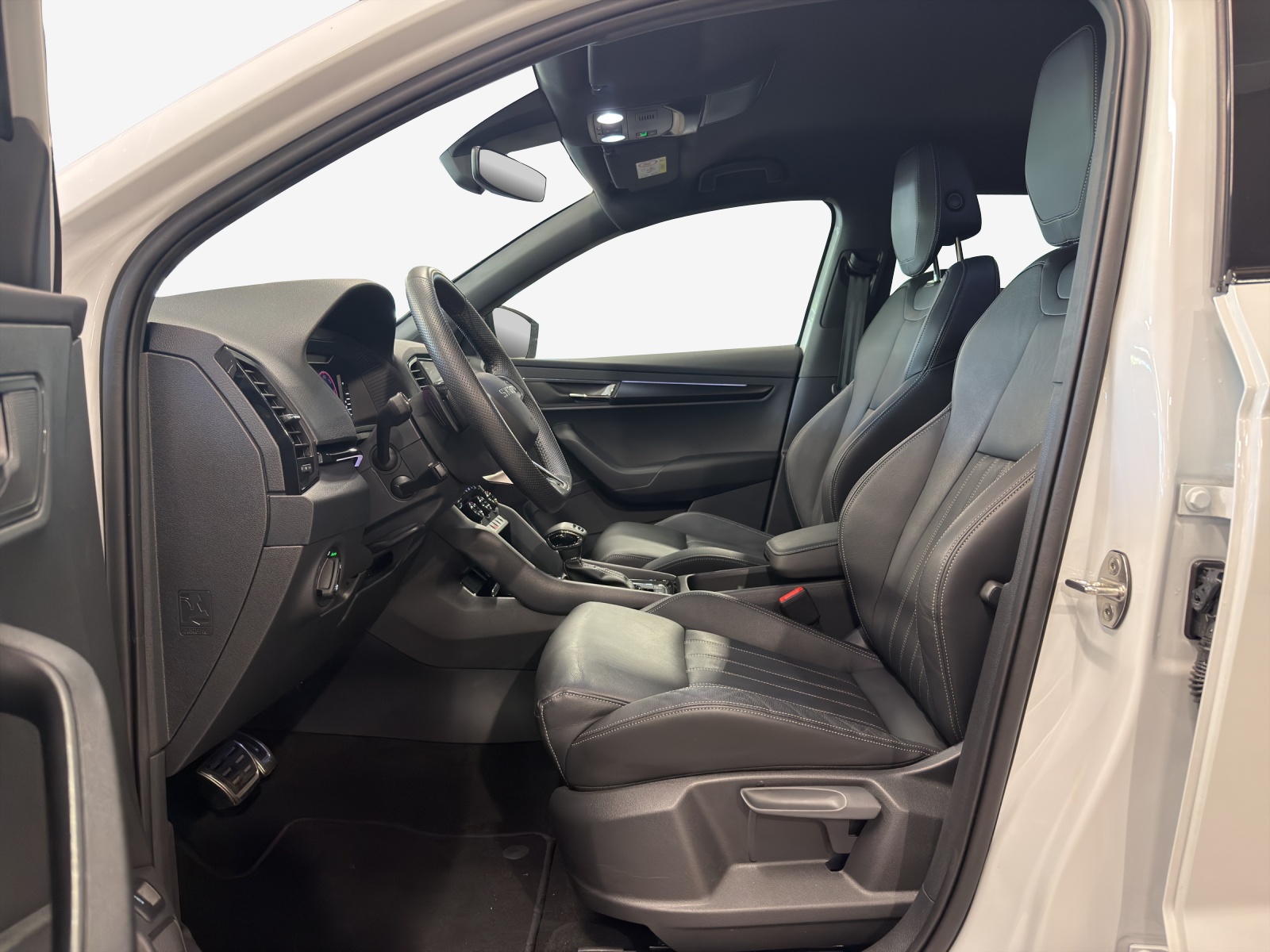 SKODA Karoq 2.0 TSI SportLine 4x4 DSG-image-7