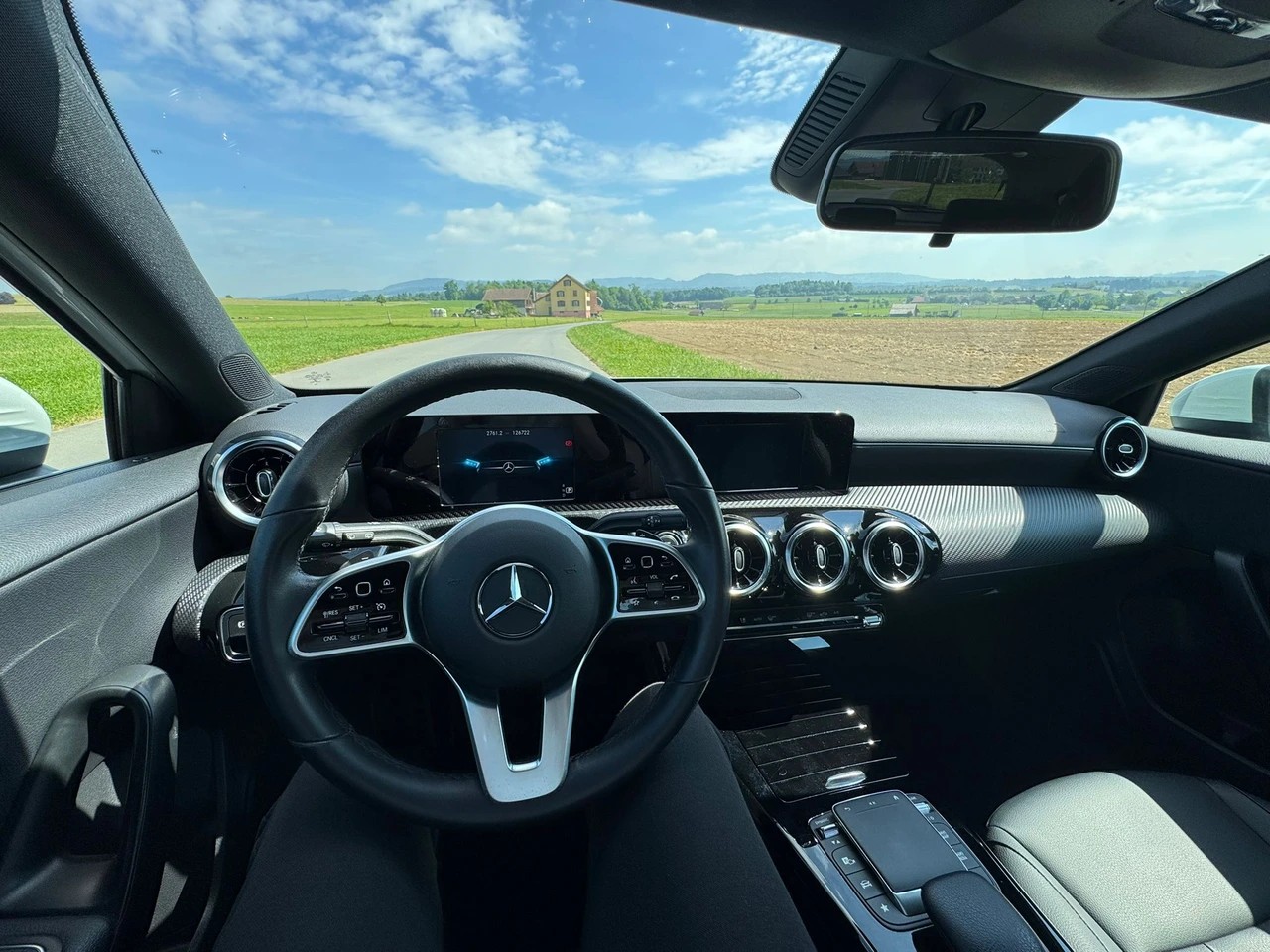 MERCEDES-BENZ A 200 d 8G-DCT-image-9