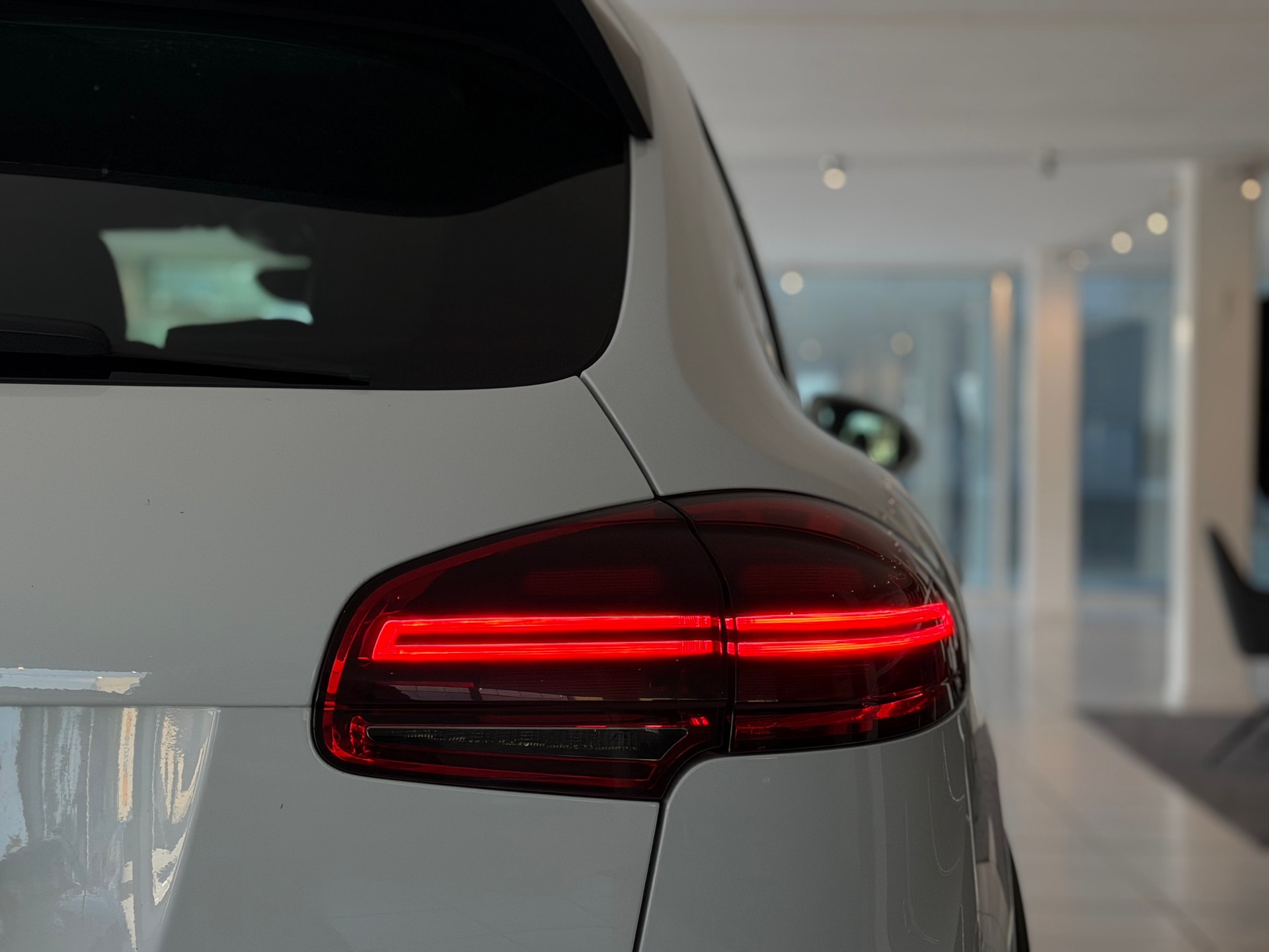 PORSCHE Cayenne Diesel Aerodynamik **ab MFK & Service**-image-25