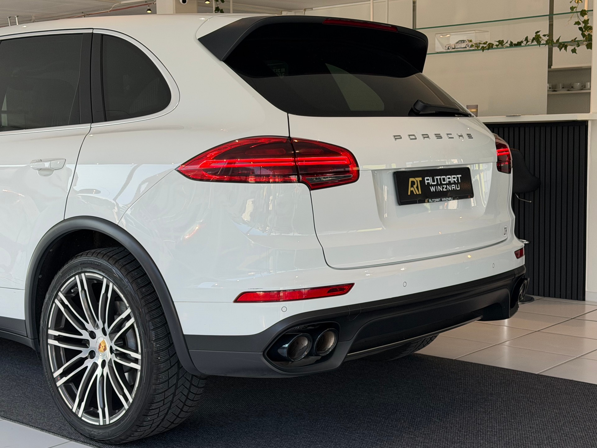 PORSCHE Cayenne Diesel Aerodynamik **ab MFK & Service**-image-7