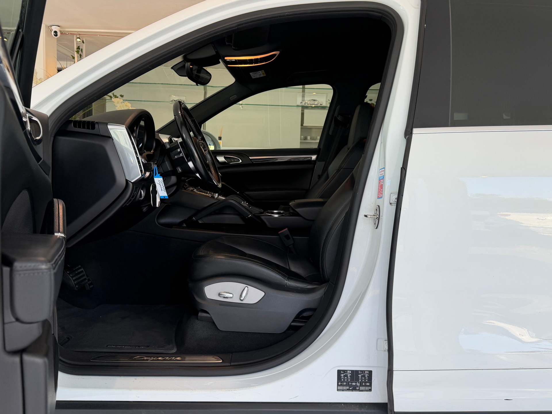 PORSCHE Cayenne Diesel Aerodynamik **ab MFK & Service**-image-9