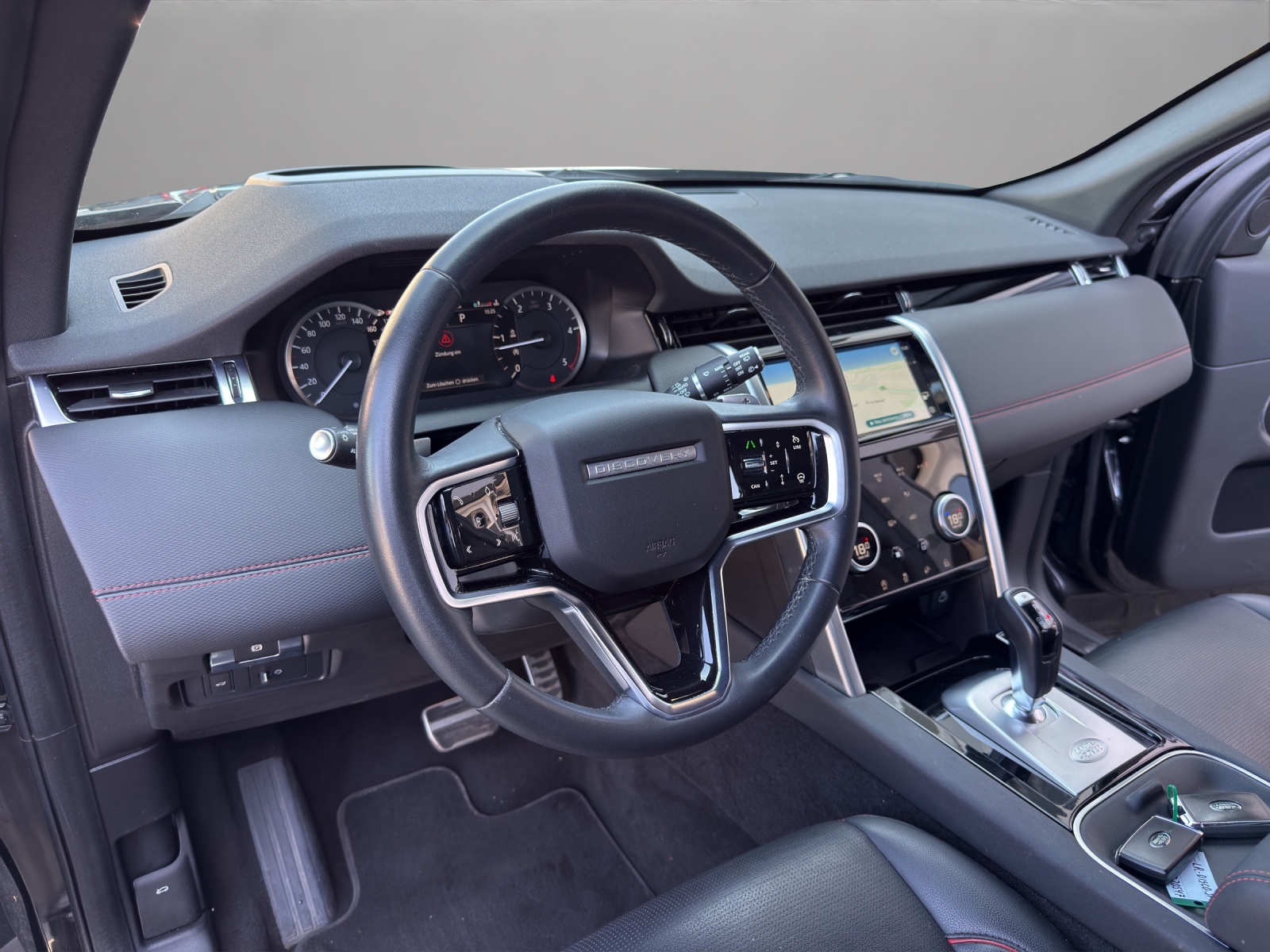 LAND ROVER Discovery Sport R Dyn D200 2.0D TD4 MHEV HSE AT9-image-9