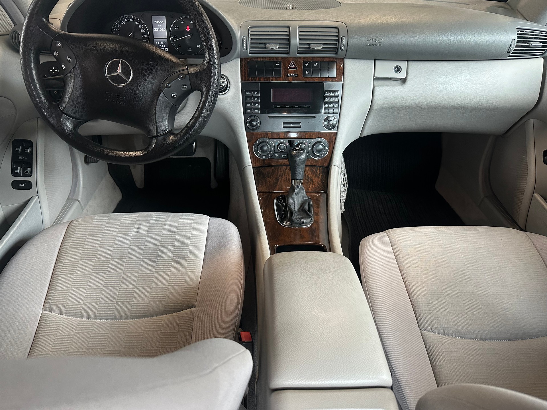 MERCEDES-BENZ C 280 Classic-image-10