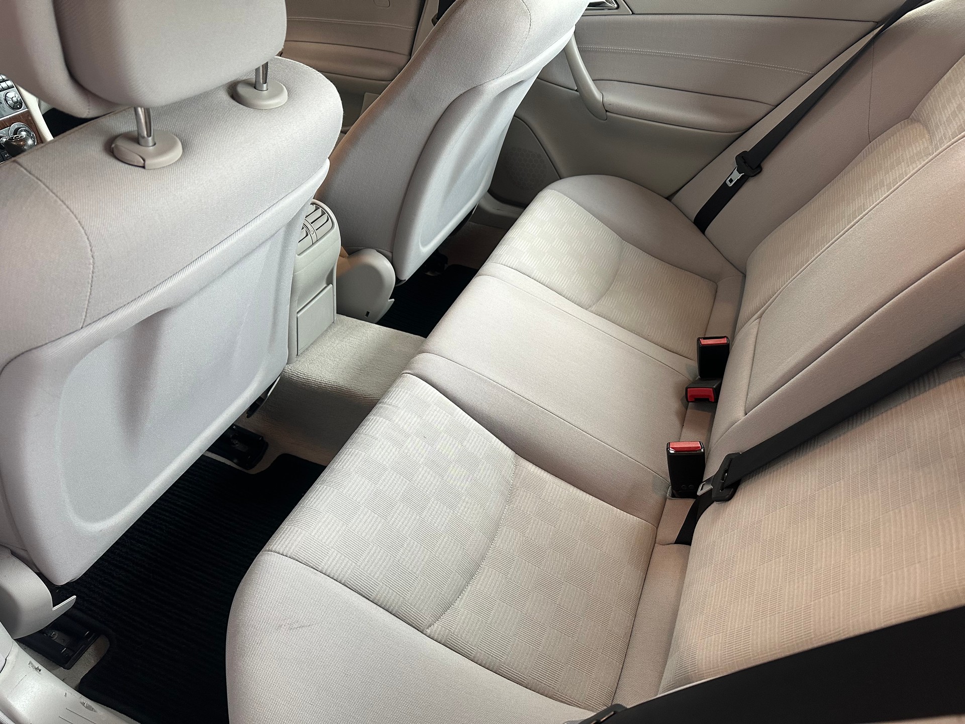MERCEDES-BENZ C 280 Classic-image-11