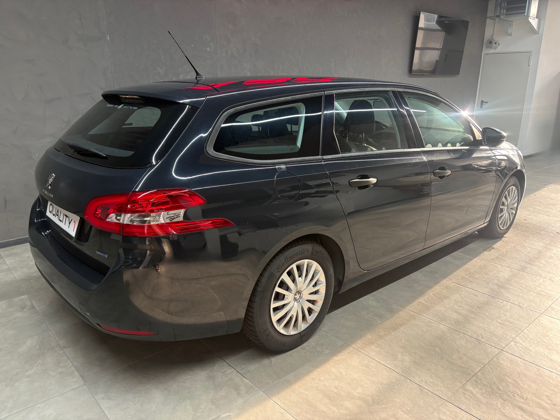 PEUGEOT 308 SW 1.6 BlueHDI Allure-image-2