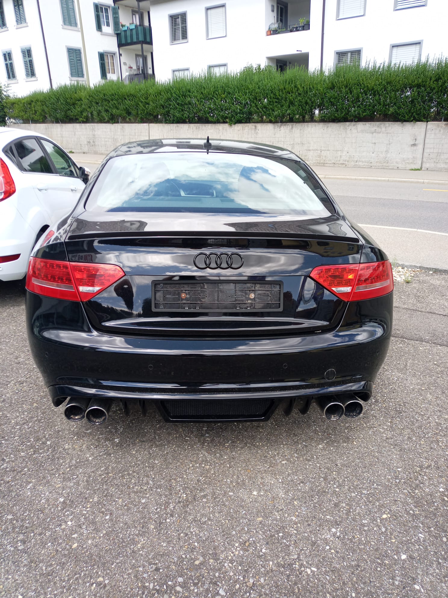 AUDI 2.0 TFSI quattro S-Tronic-image-3