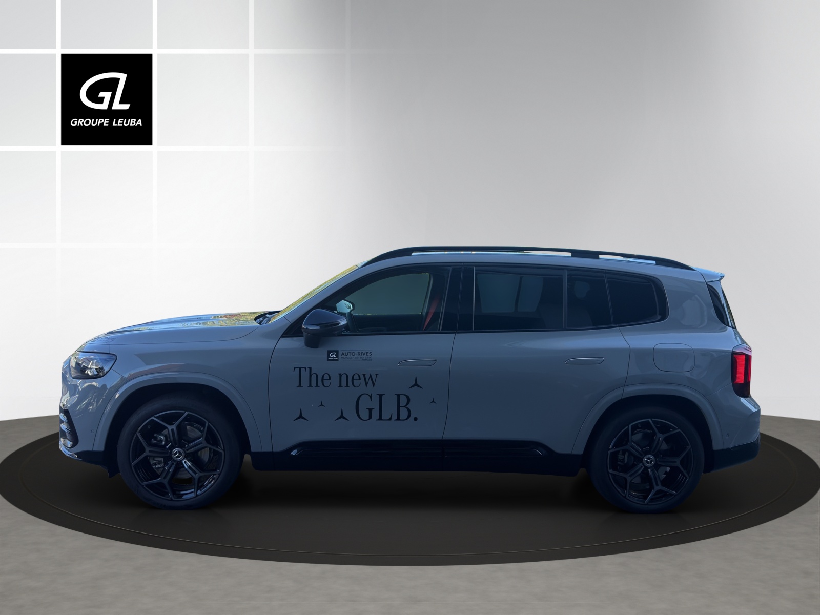 MERCEDES-BENZ GLB 220 4Matic 8G-Tronic-image-2