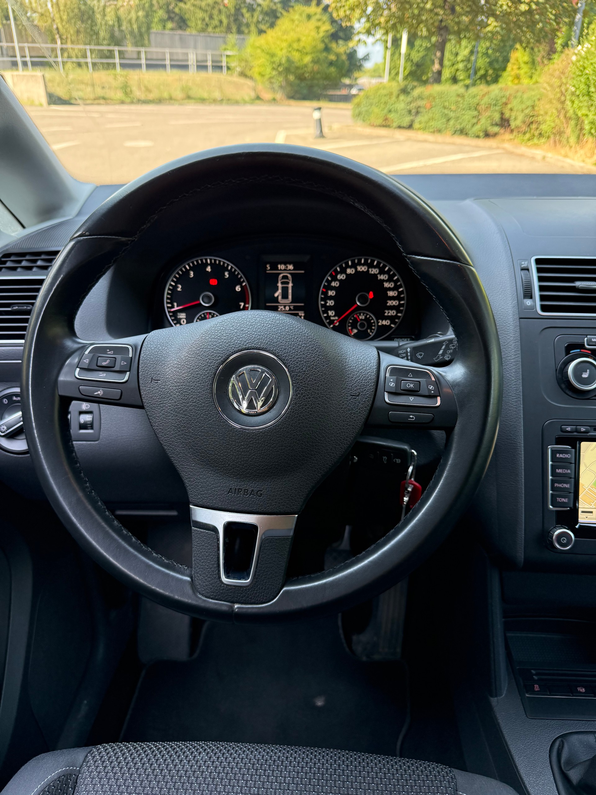 VW Touran 1.4 TSI Comfortline-image-12