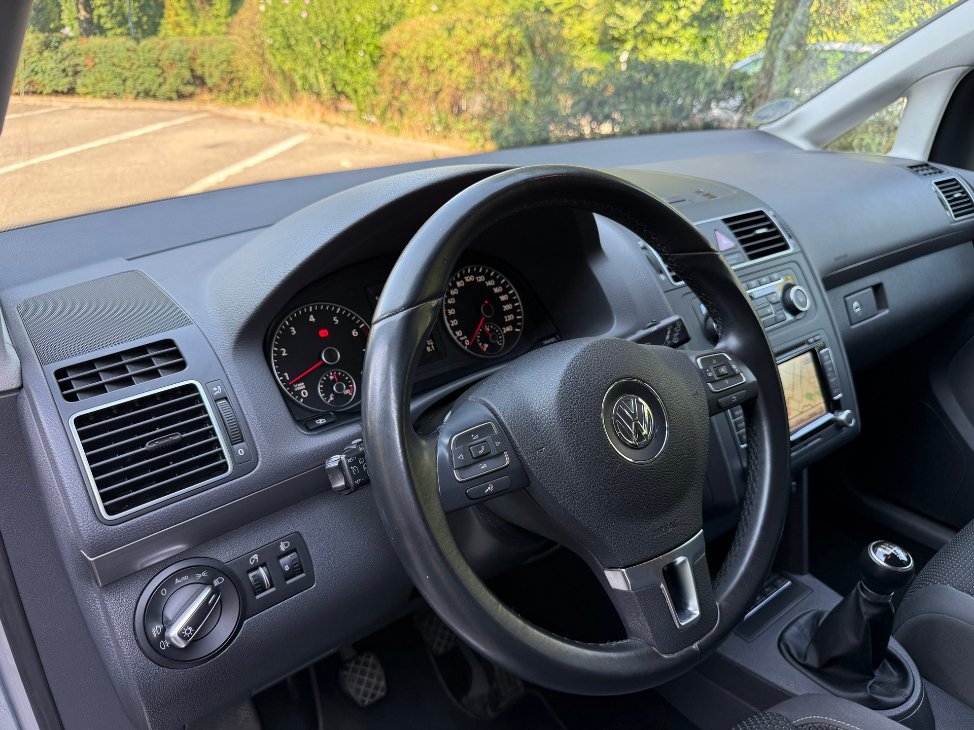 VW Touran 1.4 TSI Comfortline-image-16