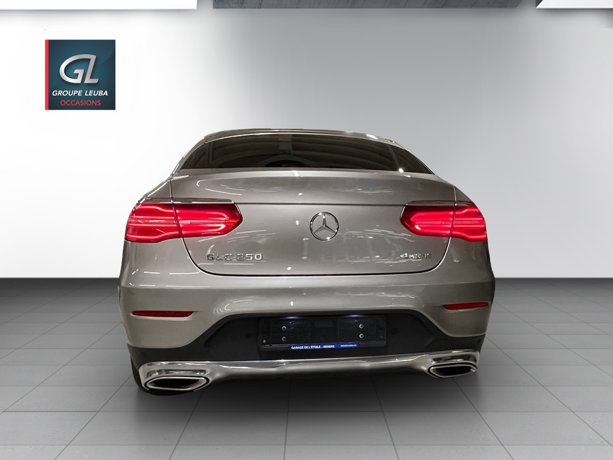 MERCEDES-BENZ GLC Coupé 250 4Matic 9G-Tronic-image-4