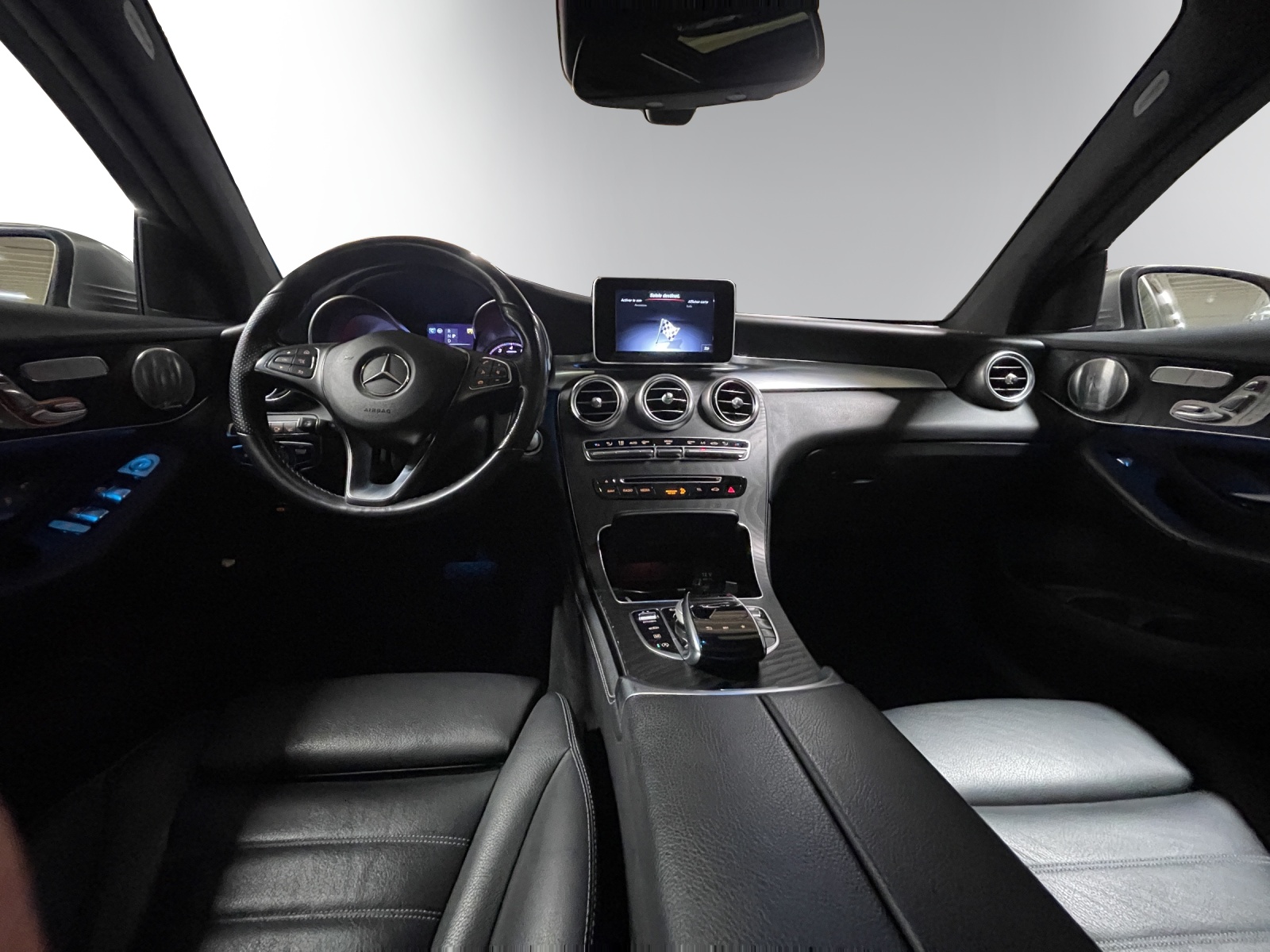 MERCEDES-BENZ GLC Coupé 250 4Matic 9G-Tronic-image-11