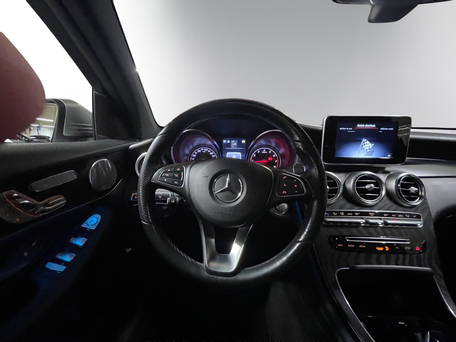 MERCEDES-BENZ GLC Coupé 250 4Matic 9G-Tronic-image-13