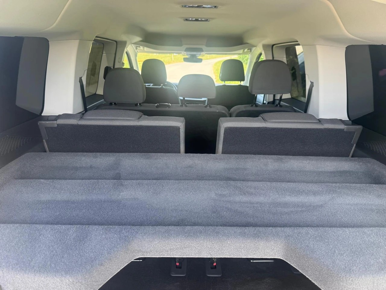 FORD Grand Tourneo Connect 2.0 EcoBlue Titanium Automat 4x4 mit Anhängerkupplung und 7 Sitzen-image-5