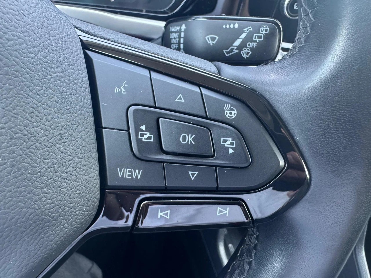 FORD Grand Tourneo Connect 2.0 EcoBlue Titanium Automat 4x4 mit Anhängerkupplung und 7 Sitzen-image-14