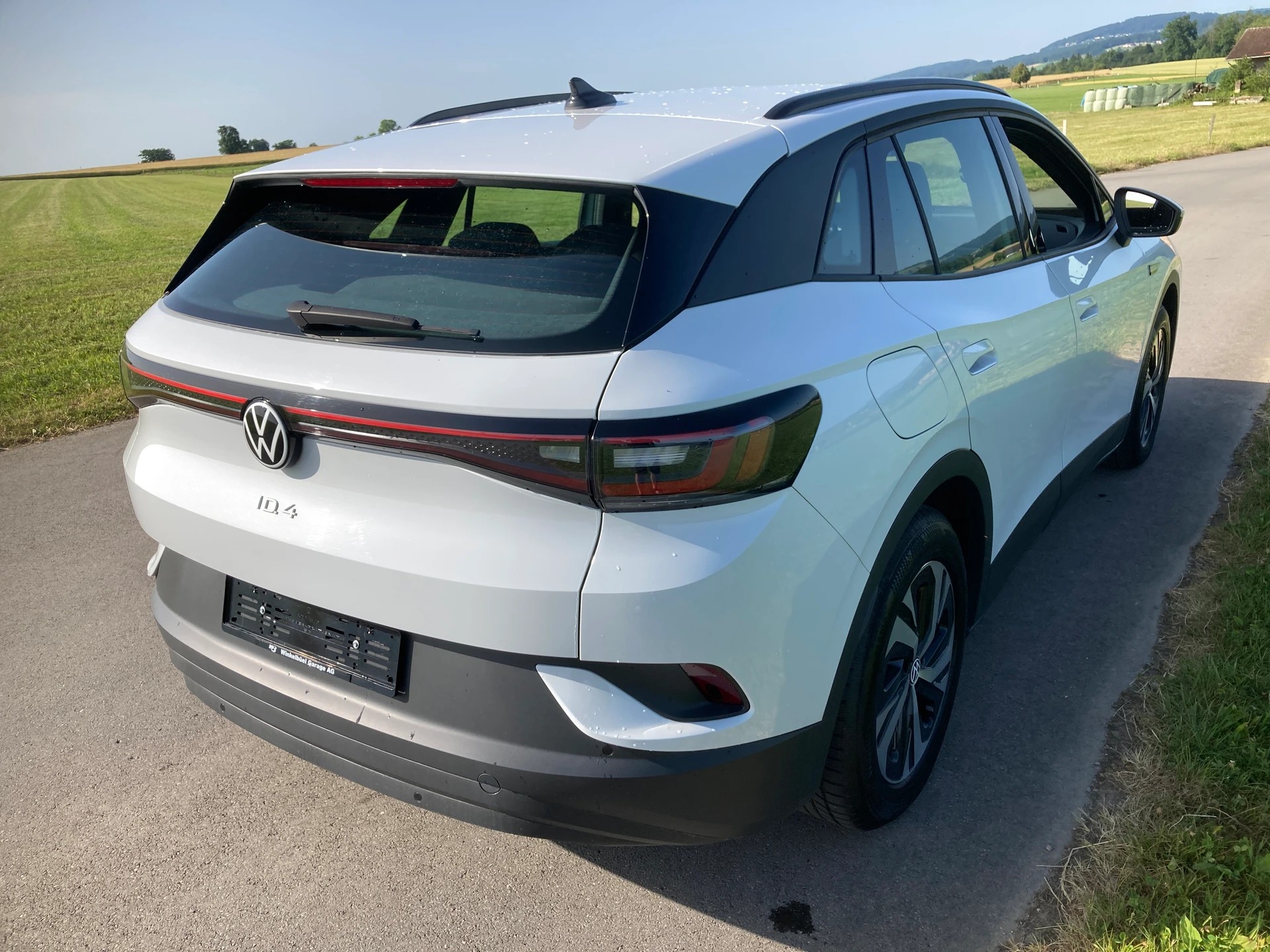 VW ID.4 Pure Performance mit Anhängerkupplung-image-2
