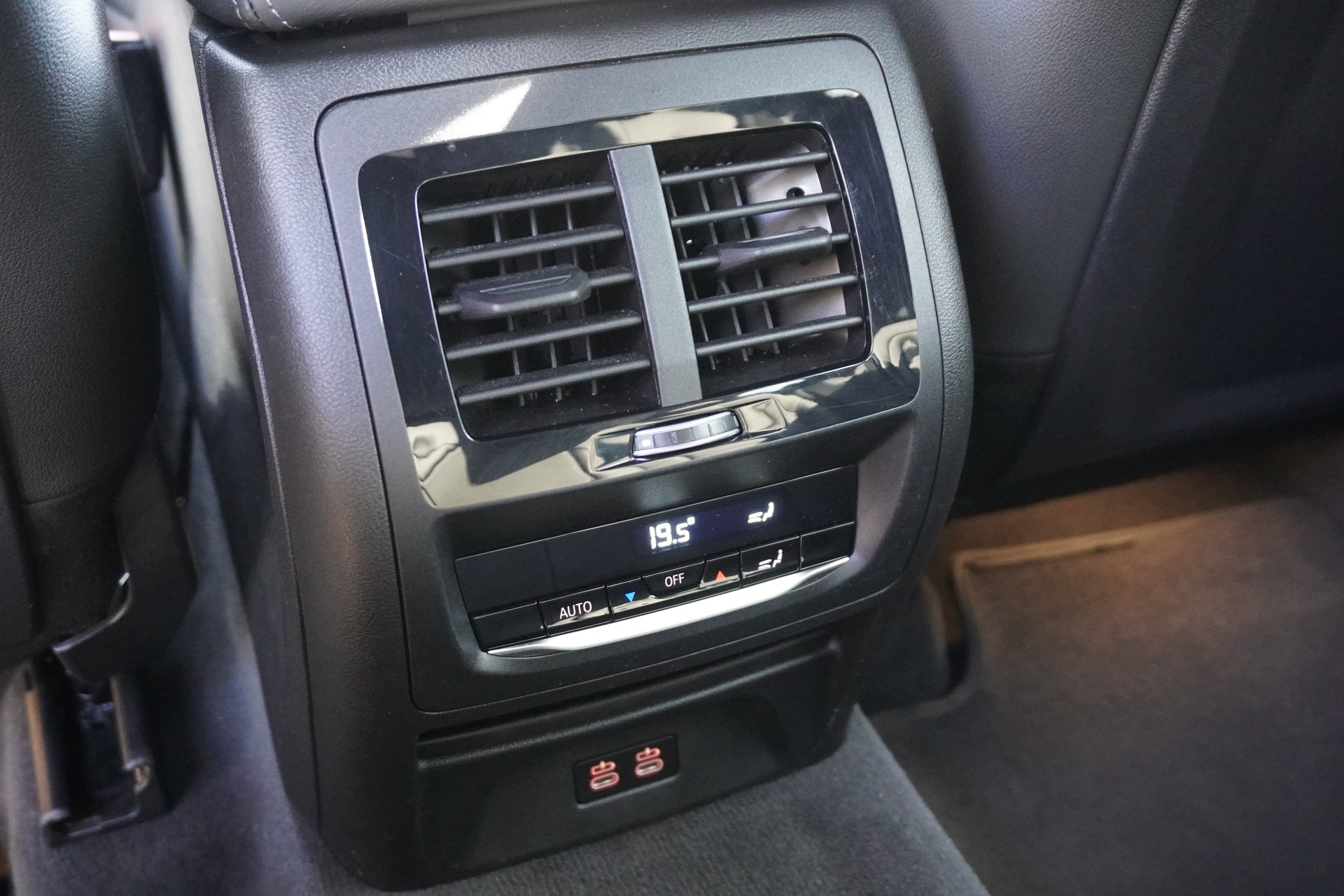 BMW X3 xDrive 30i M Sport-image-13