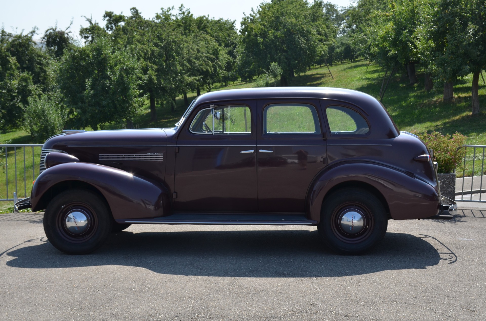 CHEVROLET Master Deluxe Sedan-image-7