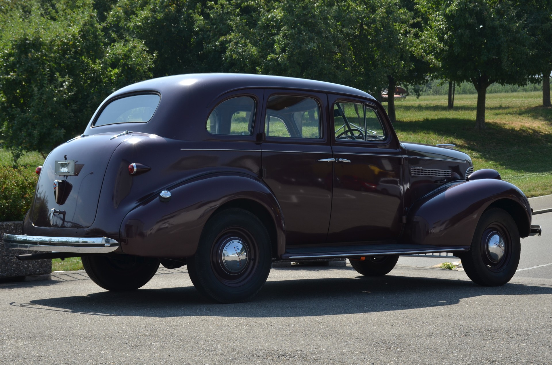 CHEVROLET Master Deluxe Sedan-image-8