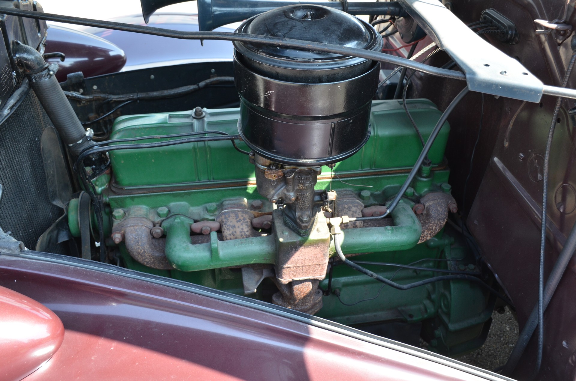 CHEVROLET Master Deluxe Sedan-image-17