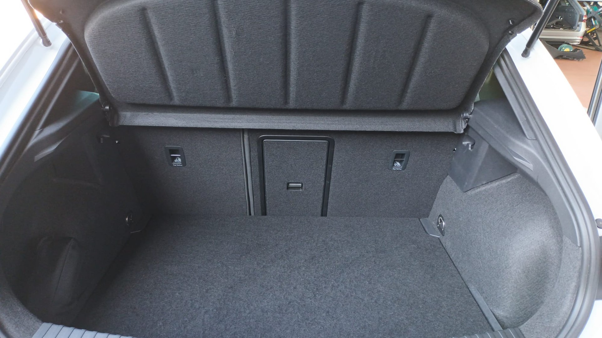 CUPRA LEON VZ 2.0 TSI DSG-image-15