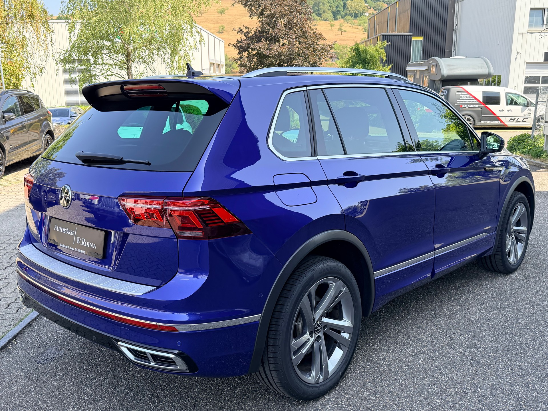 VW Tiguan 2.0TSI R-Line 4Motion DSG-image-2