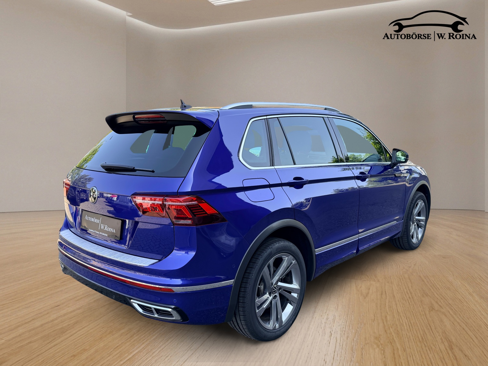 VW Tiguan 2.0TSI R-Line 4Motion DSG-image-2