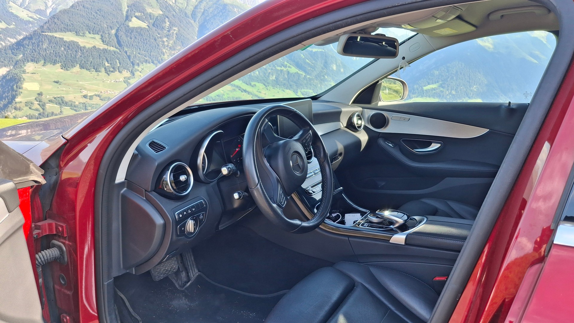 MERCEDES-BENZ C 250 d Swiss Star 4matic-image-2