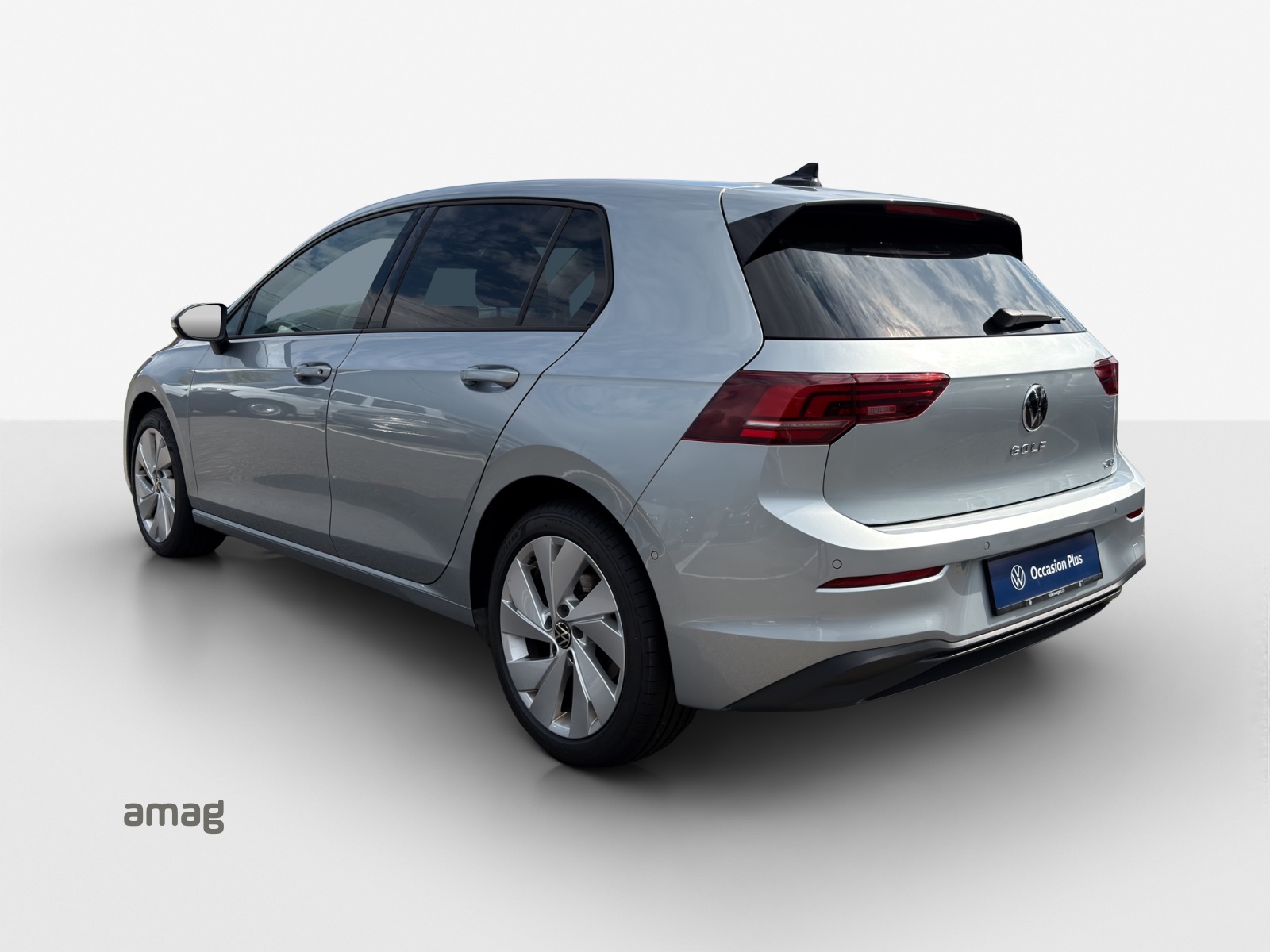 VW Golf 1.5 e TSI mHEV Life DSG-image-2