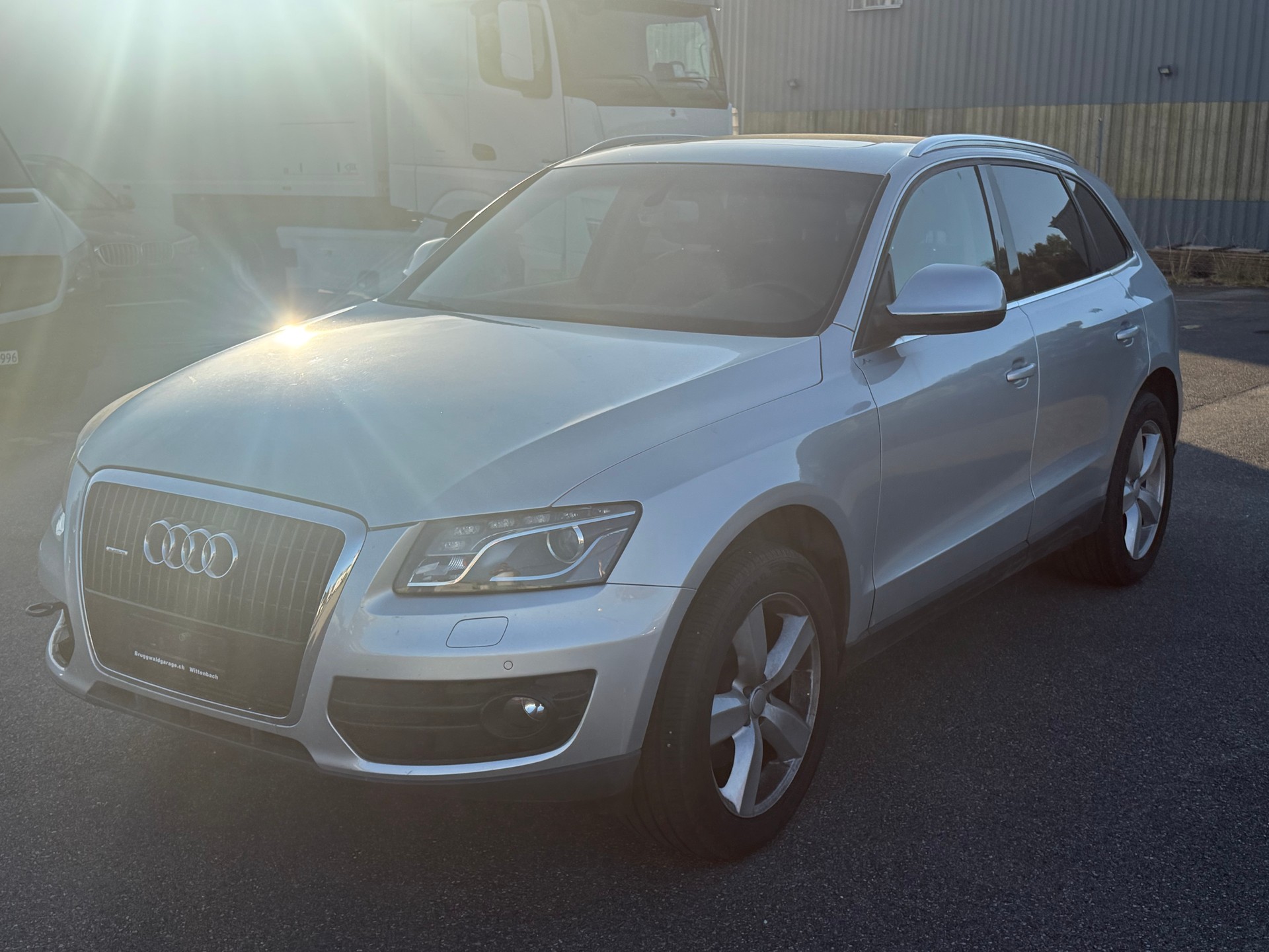 AUDI Q5 3.0 TDI quattro S-tronic-image-1