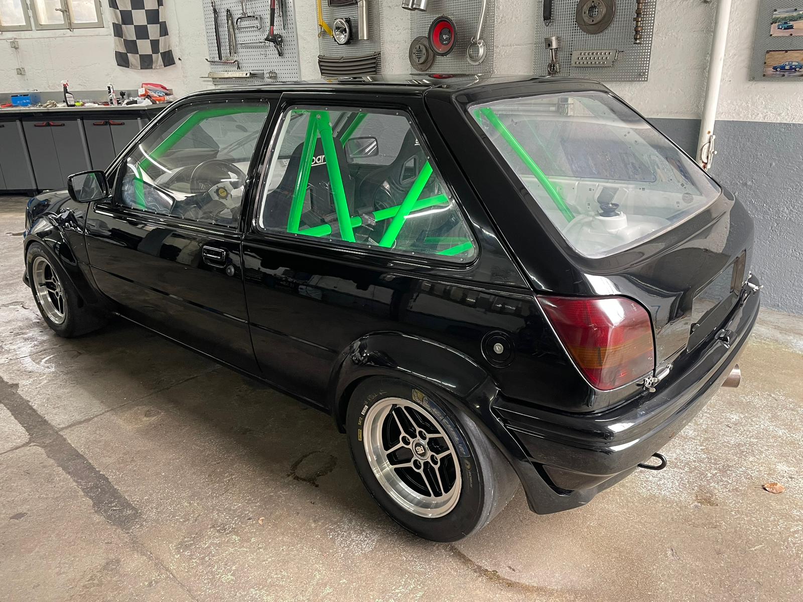 FORD Fiesta 1.4 S-image-4