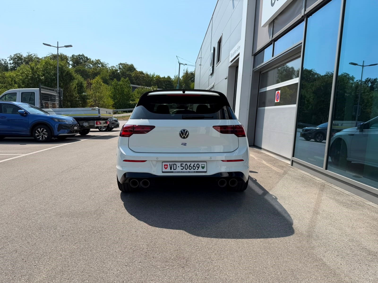 VW Golf 2.0 TSI R DSG 4Motion R 20 Years-image-5