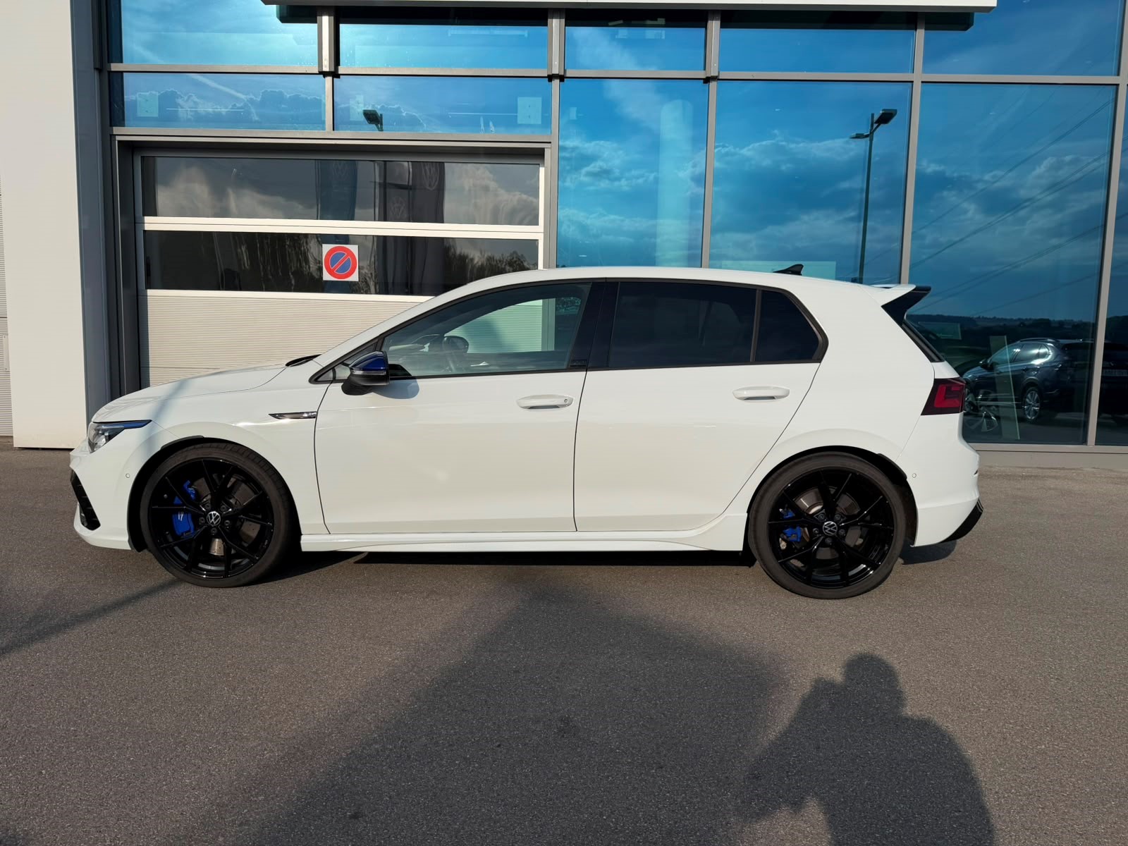 VW Golf 2.0 TSI R DSG 4Motion R 20 Years-showroom-element-1