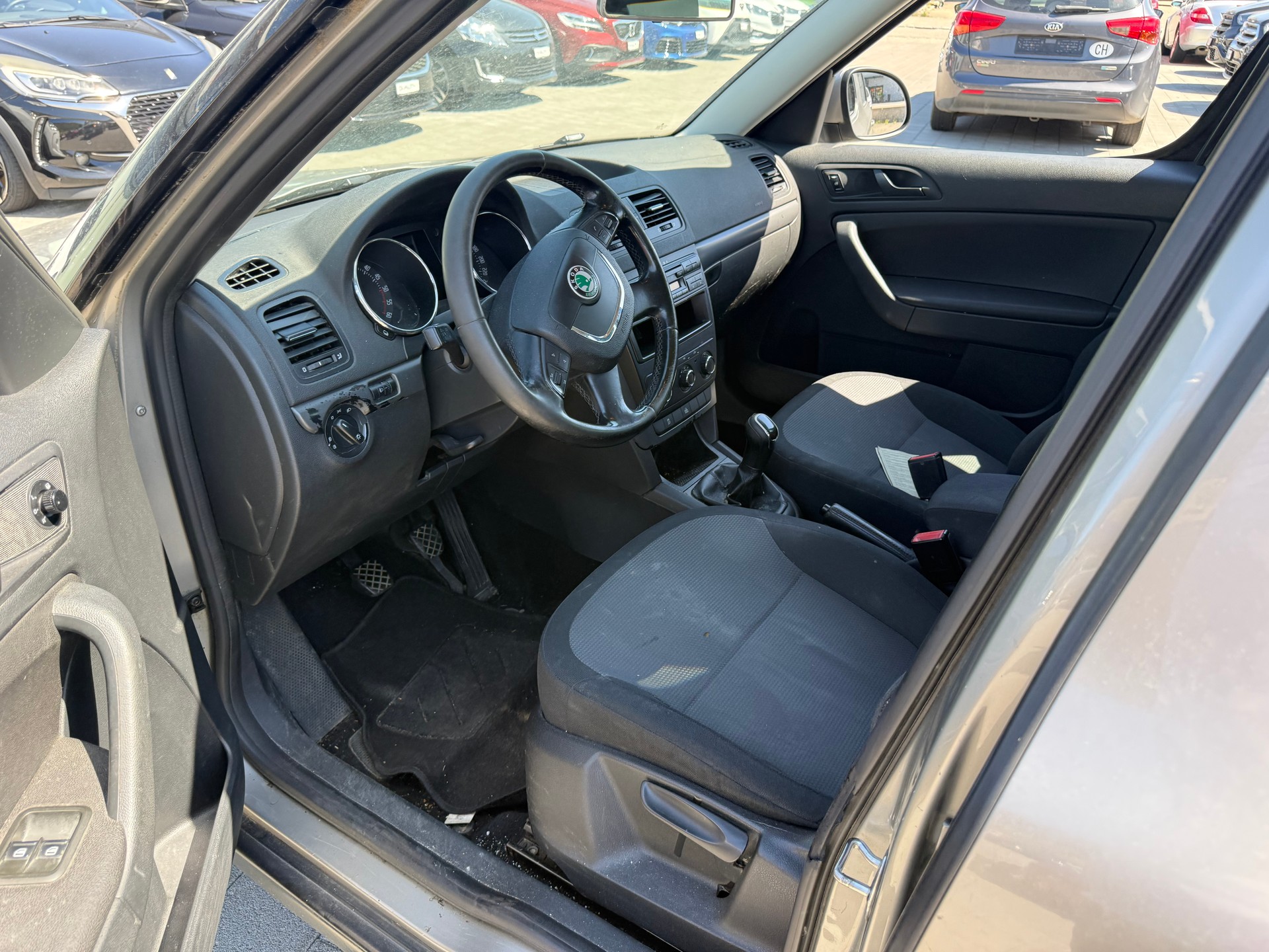 SKODA Yeti 2.0 TDI Ambition 4x4-image-24