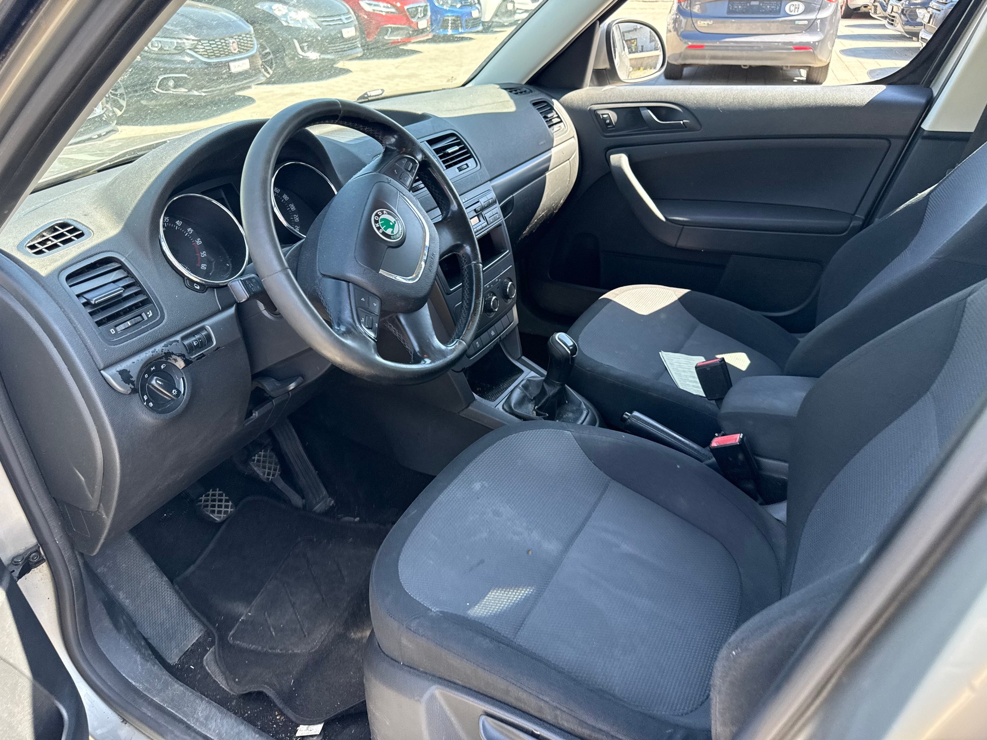 SKODA Yeti 2.0 TDI Ambition 4x4-image-23